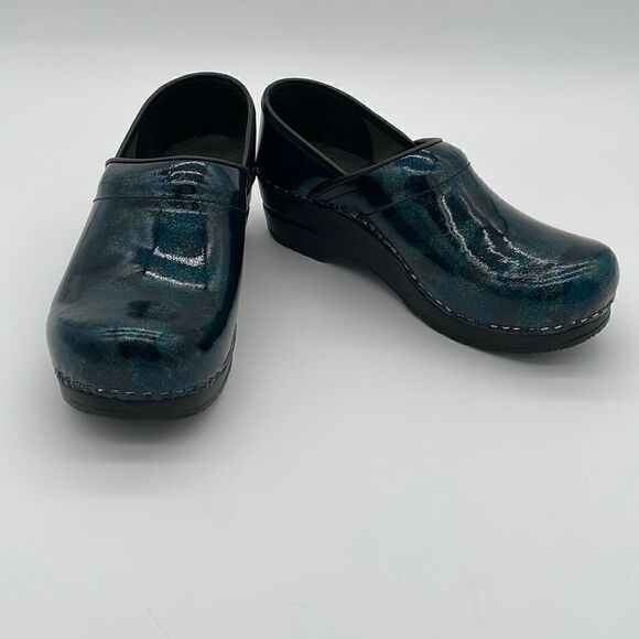 Sanita The Original Danish Clogs Blue Metallic Camo Clogs Size Euro 36 US 5.5 - Picture 1 of 14